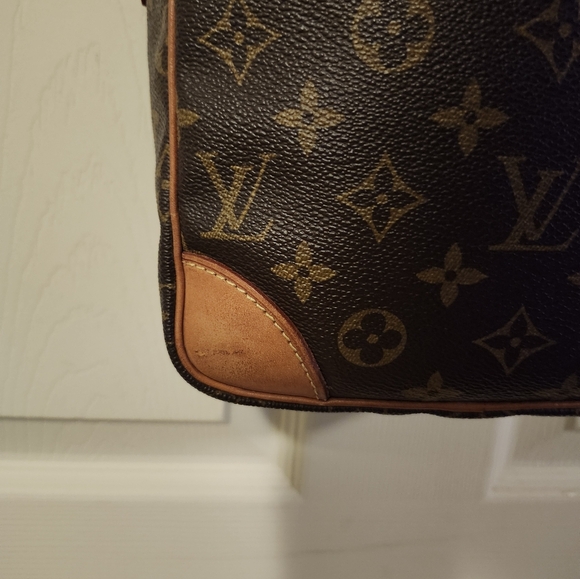 Authentic Louis Vuitton Danube MM - Picture 6 of 16